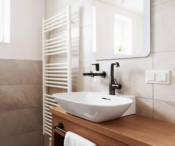 Homebound I - Contactless Check-in 4* 萨尔茨堡